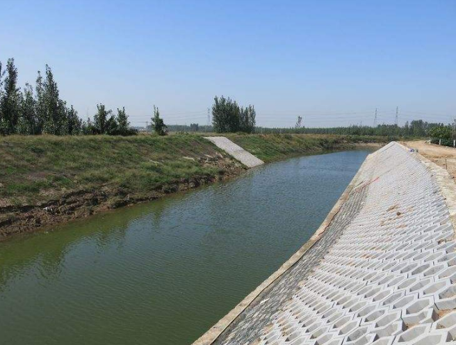 改扩建河道资料下载-河道浆砌石冬季施工方案