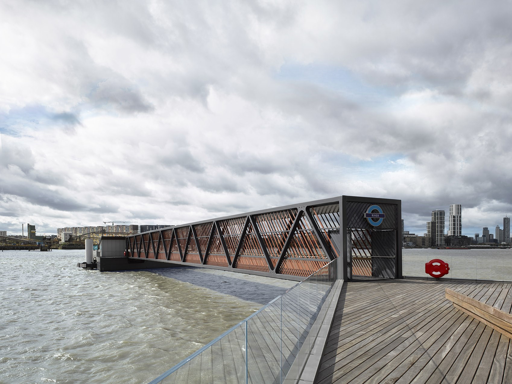英国 皇家码头与滨水空间设计 - hhlloo