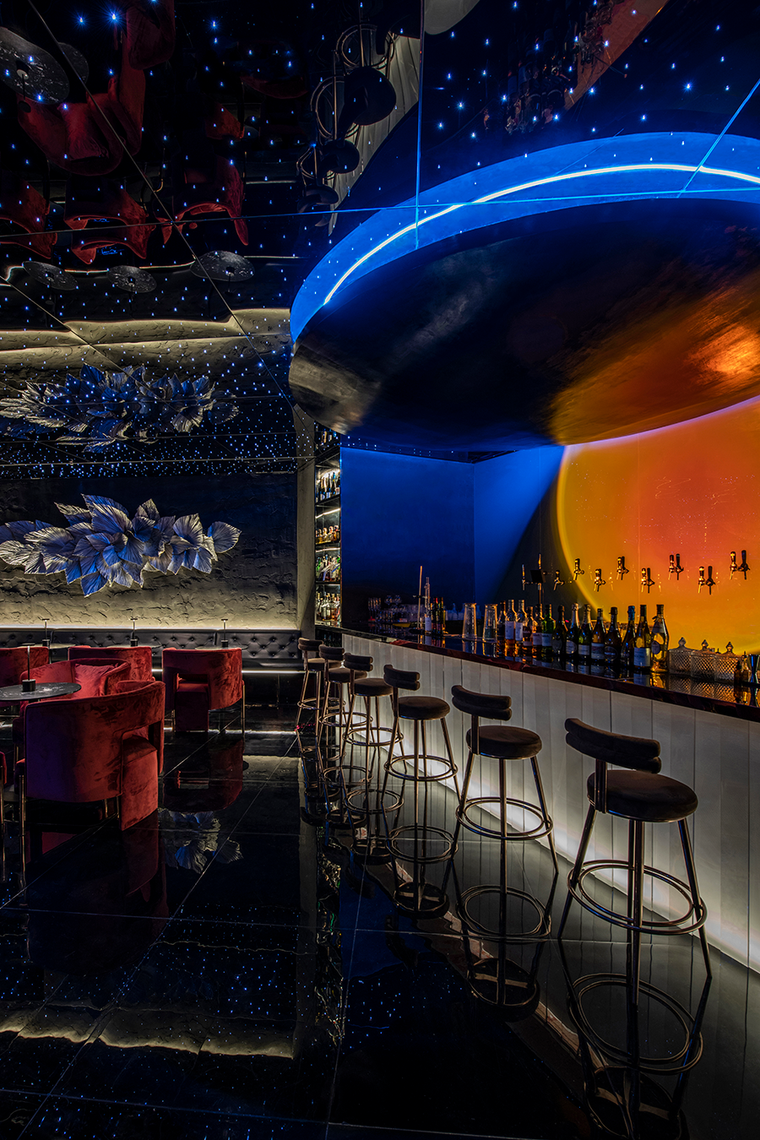 常州在木星酒吧