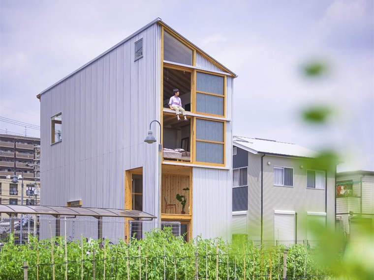 新艺术家住宅和文化中资料下载-日本陶器艺术家住宅