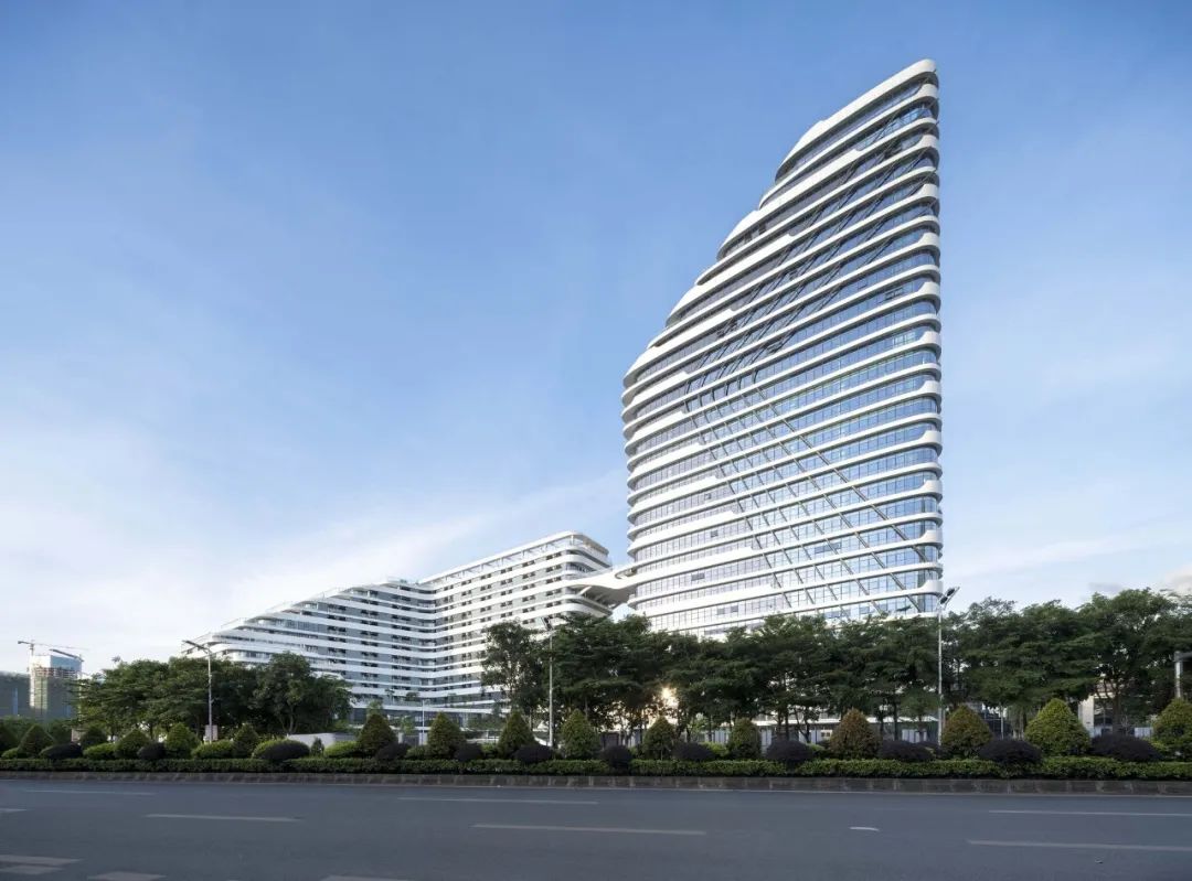 "线性速度串联"深圳地铁长圳车辆段综合楼-建筑方案-筑龙建筑设计论坛