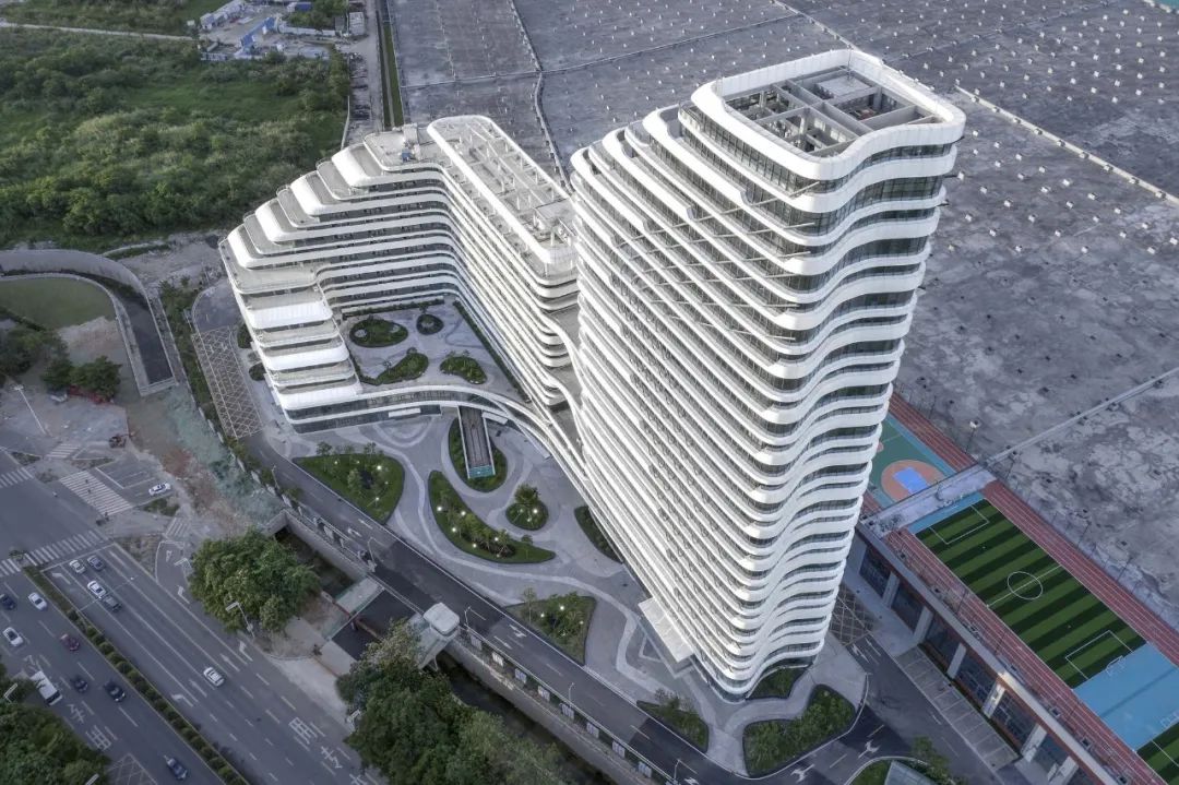 "线性速度串联"深圳地铁长圳车辆段综合楼-建筑方案-筑龙建筑设计论坛