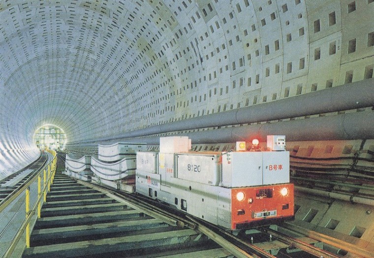 地铁盾构隧道工程安全培训资料下载-盾构隧道工程的施工设备及安全对策