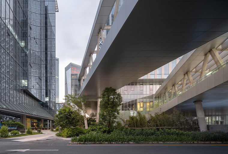 深圳宝安区海纳百川总部大厦