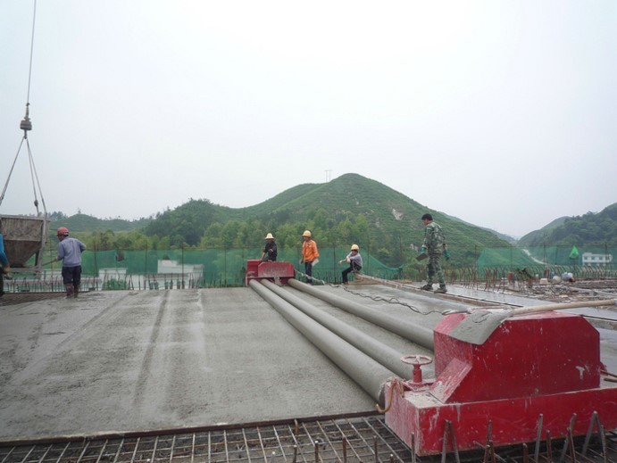 水泥混凝土路面的技术要求资料下载-水泥混凝土路面施工概述及施工工艺