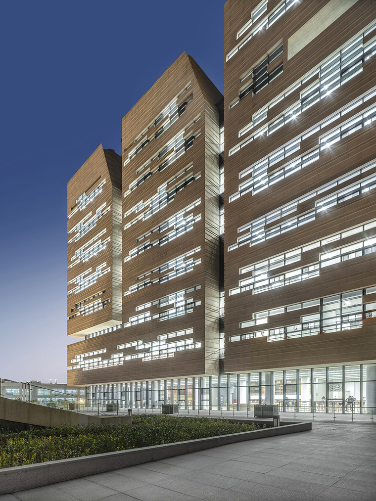 中国地质大学未来城新校区图书馆