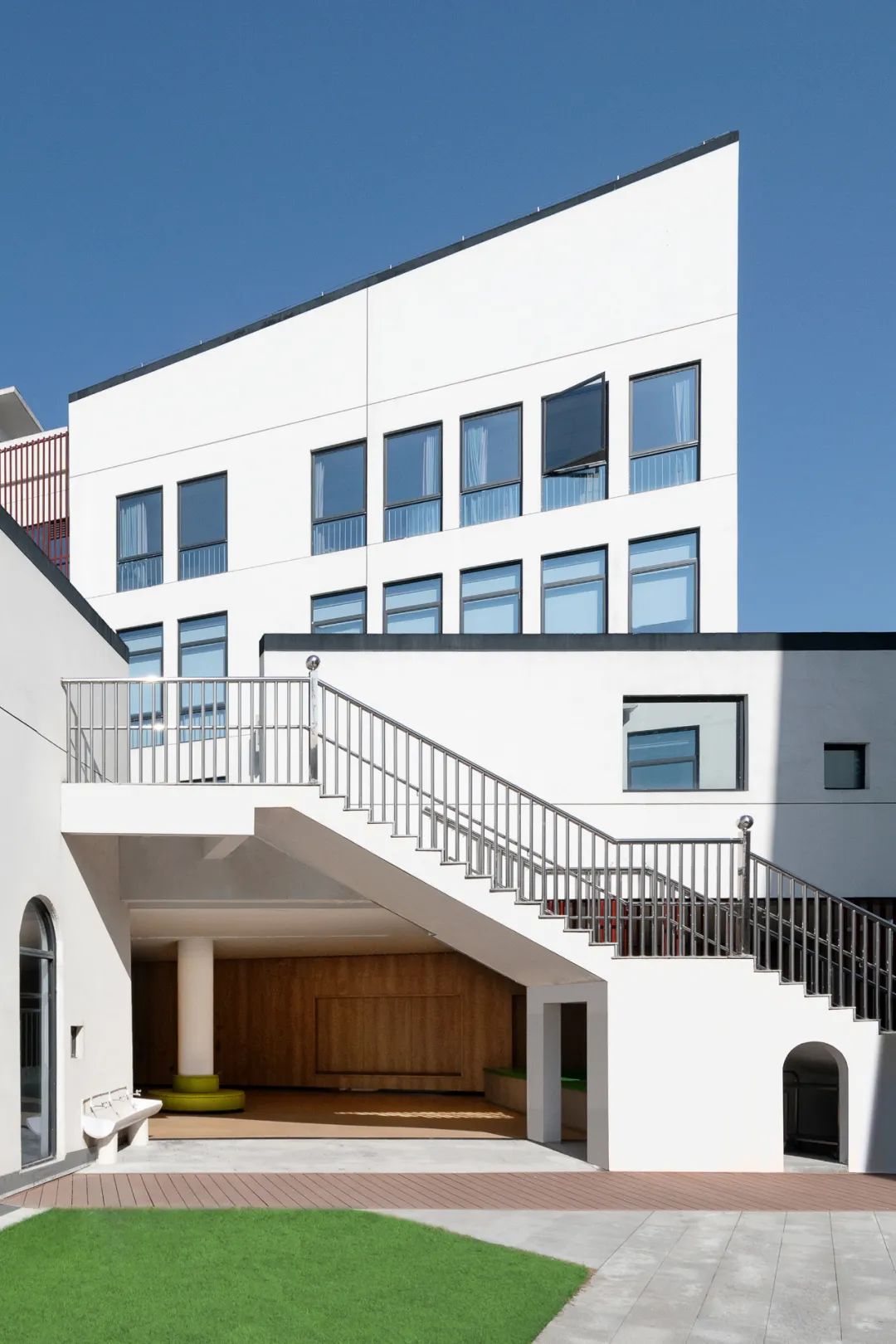 [分享]漂亮的"白墙黛瓦"中式幼儿园来了!