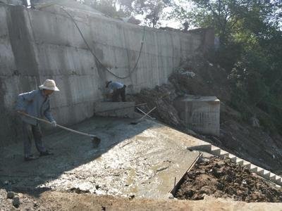 水泥砂浆道路工程施工方案资料下载-砼挡墙分项工程施工方案16P