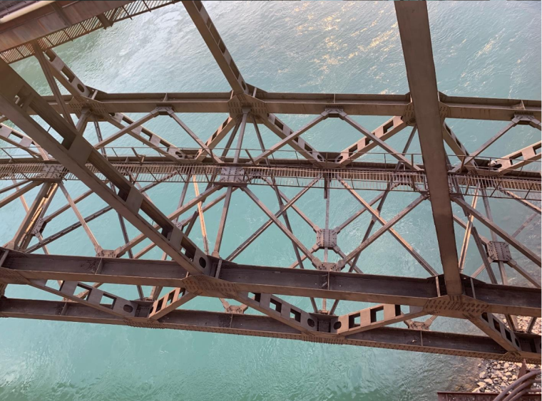 钢桁架人行桥梁资料下载-[四川]主跨181m钢桁架拱桥拆除安全施工方案