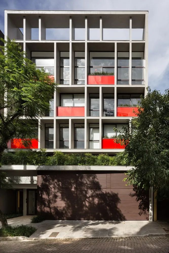 [分享]设计欣赏,建筑立面开窗52例!