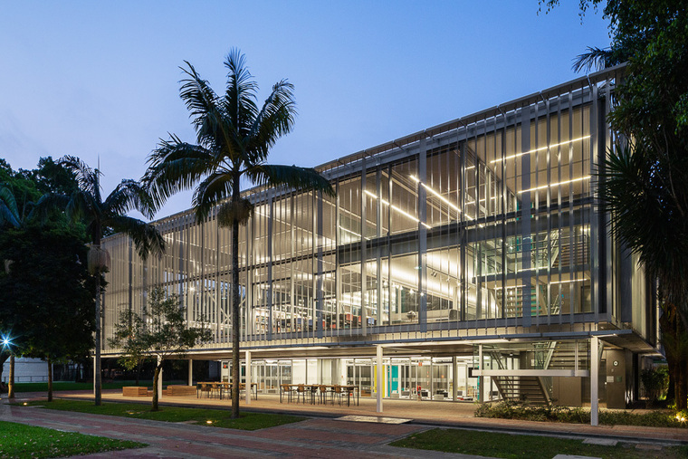 巴西圣克鲁斯图书馆