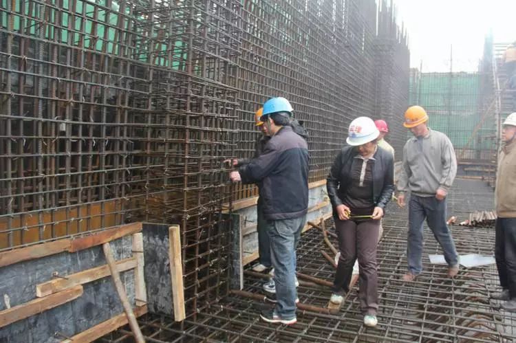 计算基础考虑人防底板荷载资料下载-人防工程质量监督常见问题与防治！