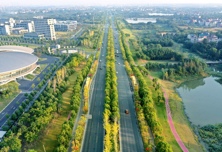 杭金衢高速兰溪收费站及兰溪市迎宾大道