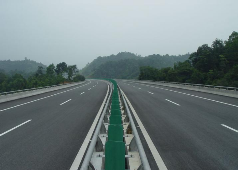 公路钢桥规范宣贯资料下载-《公路路线设计规范》2017版宣贯与解读536P