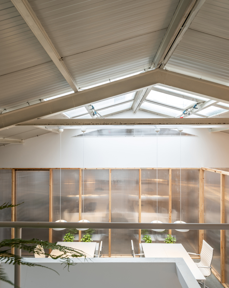 西班牙玉兰95个办公室-De la Hoz Estudio-办公空间设计案例-筑龙室内设计论坛