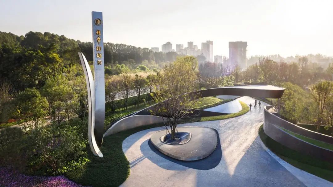 耗费精力的空间 作为第一形象界面 大量异形加工的景墙增加自然的质感