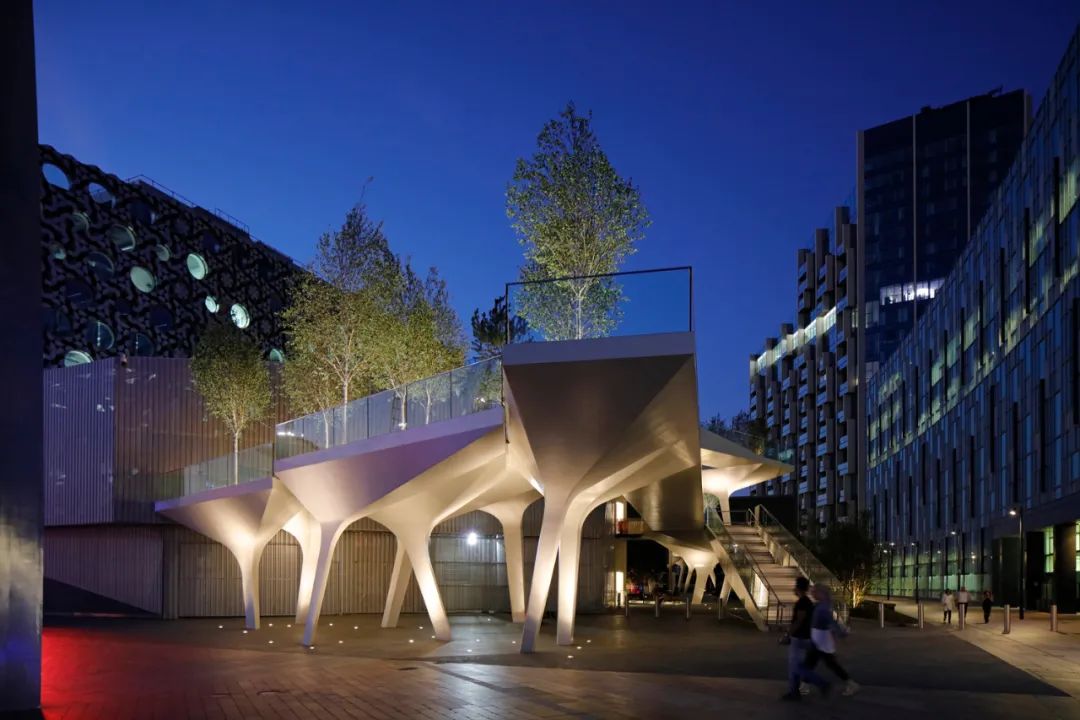 [分享]伦敦高线公园:the tide