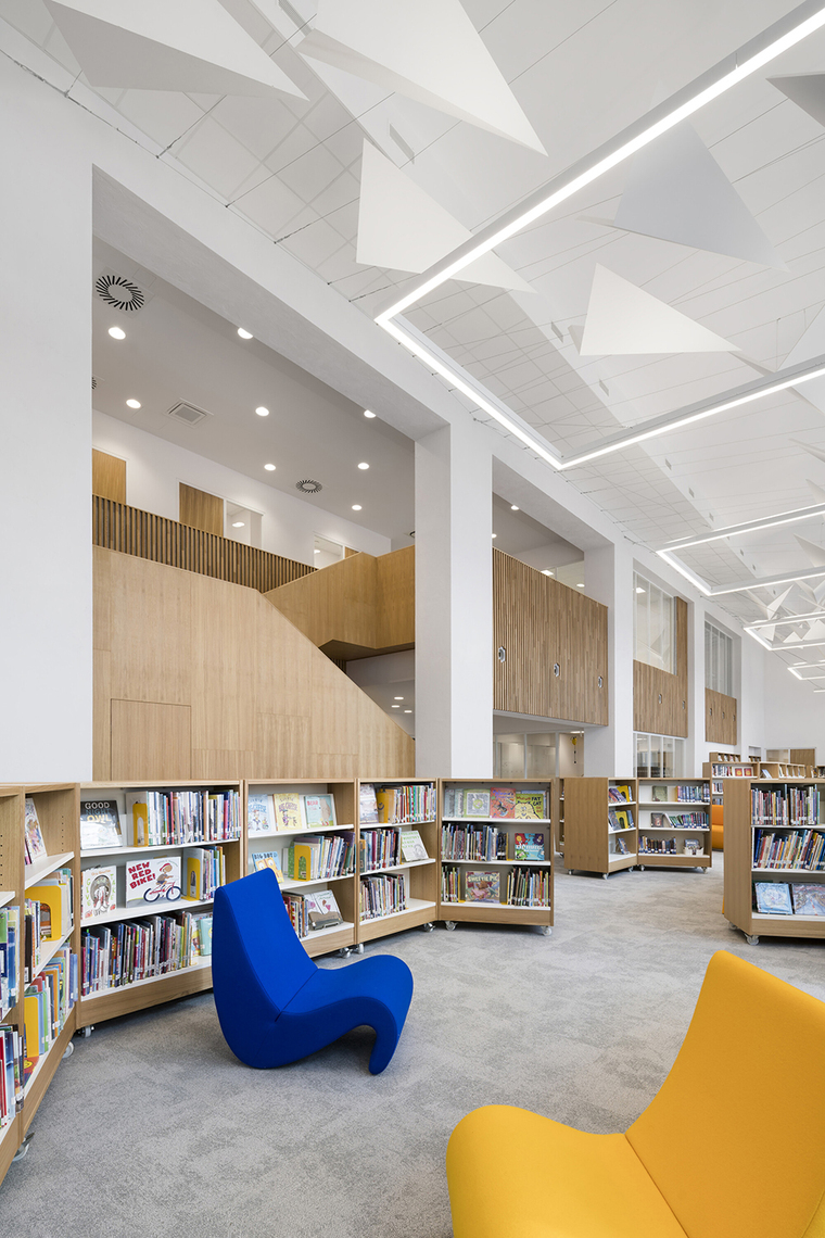 布拉格国际学校创新教育中心-studio perspektiv-公共空间类装修案例