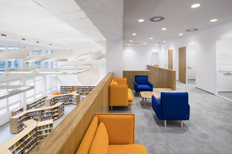 布拉格国际学校创新教育中心-studio perspektiv-公共空间类装修案例