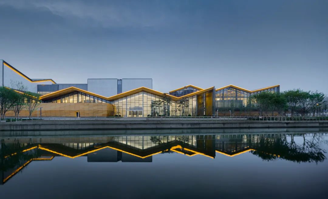 大跨度连续折屋面,苏州第二工人文化宫-建筑方案-筑龙建筑设计论坛