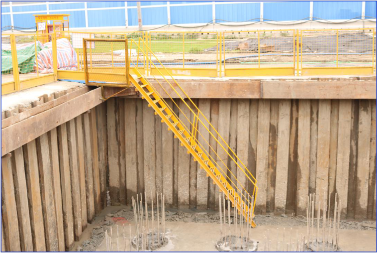 9m跨径钢箱梁桥施工方案资料下载-智慧快速路承台支护开挖专项施工方案2020