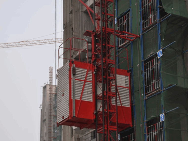 房建施工升降资料下载-[山东]QC施工升降机自动加油装置的研制2019