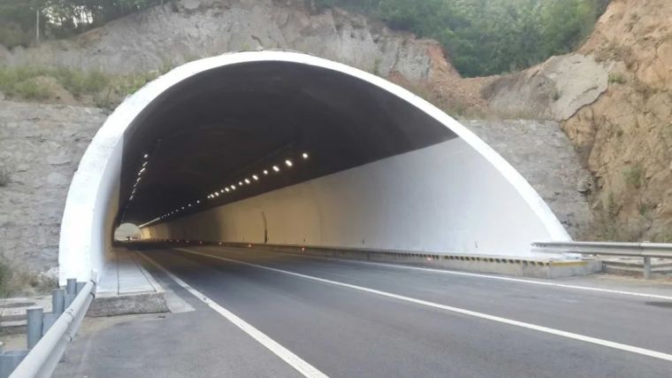 隧道提质升级工程施工图资料下载-公路隧道“焕新颜”，这些省份有高招