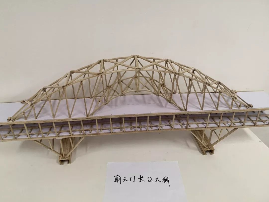 未来城市之桥模型图片