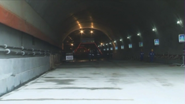 高速隧道反坡排水施工资料下载-[国企]高速公路尖顶峰隧道施工专项方案72p