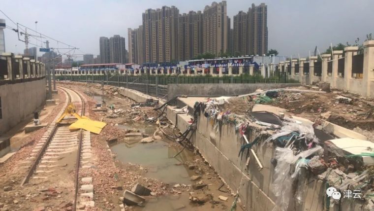 高围挡结构资料下载-郑州地铁5号线，被冲垮的那道“挡水墙”