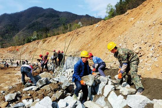 防汛道路施工资料下载-[山西]道路工程防洪防汛事故应急预案27p