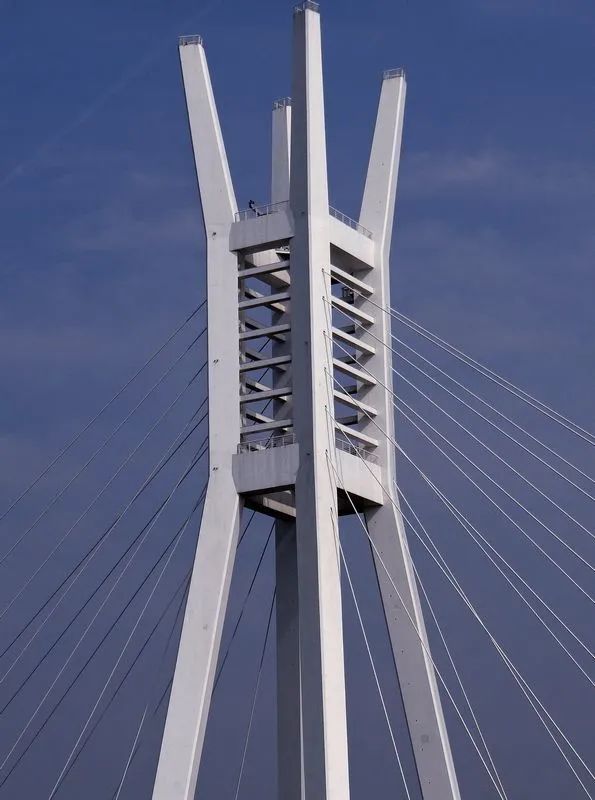 [分享]桥塔造型设计大观,让你眼花,冲击你的想象