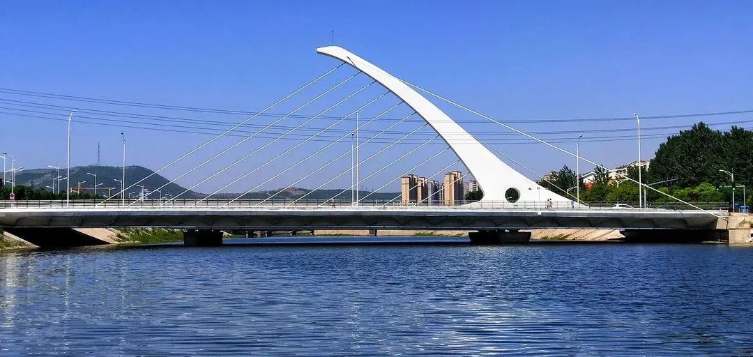 [分享]桥塔造型设计大观,让你眼花,冲击你的想象