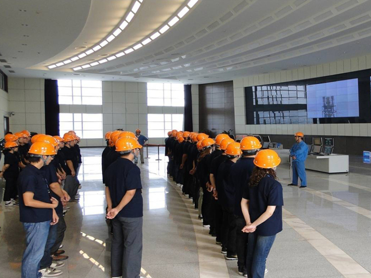 建筑工程入职培训资料下载-新员工入职安全生产及安全教育培训32p