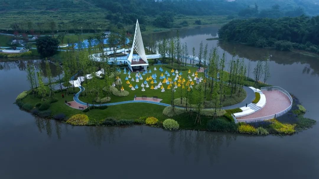 重庆双福蓝光鹭湖长岛图片