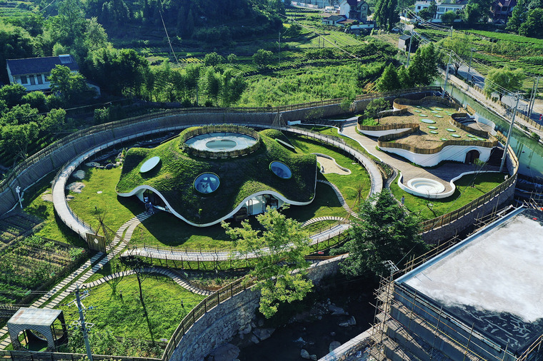 安吉孝丰镇白杨村春风里亲子田园综合体