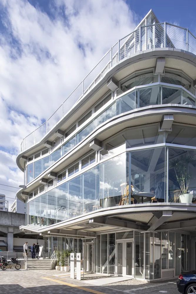 [分享]藤田咖啡店 / 森下建筑総研