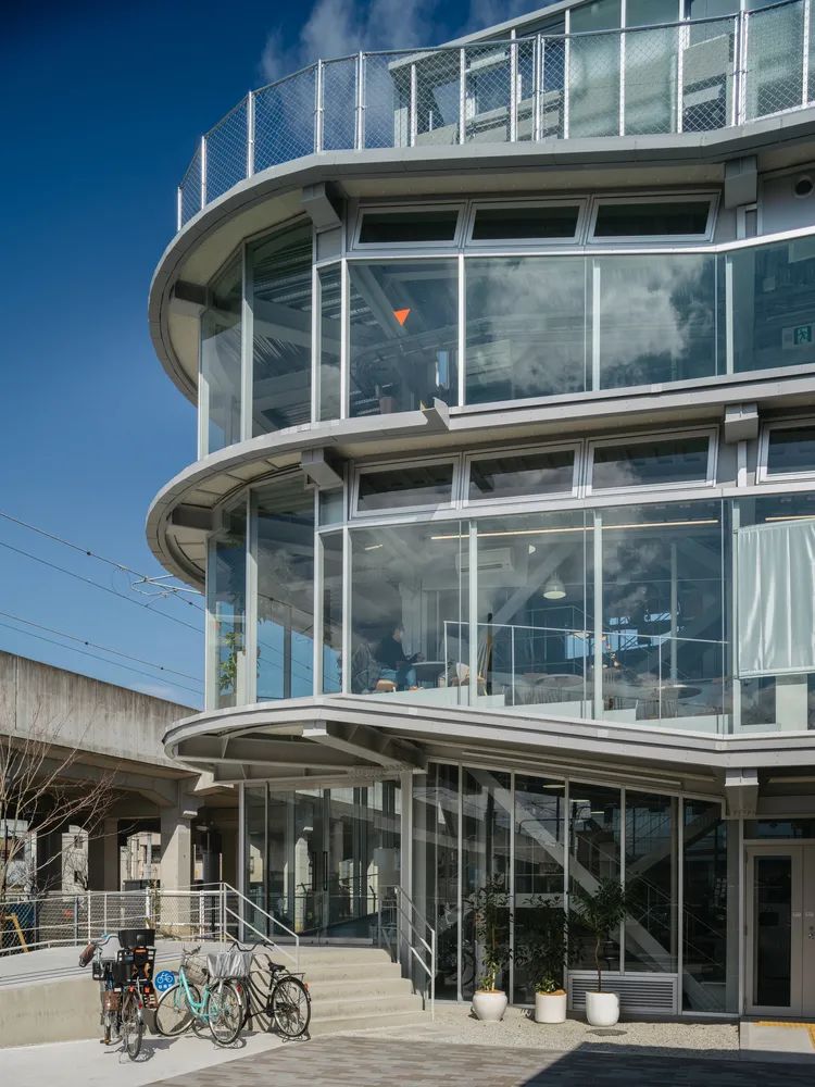 [分享]藤田咖啡店 / 森下建筑総研