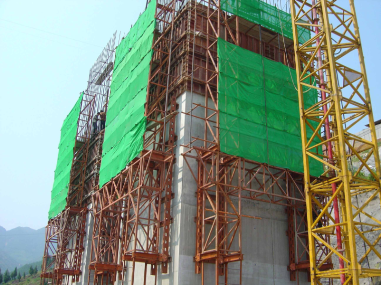 高大结构混凝土施工方案资料下载-L_高大模板施工方案
