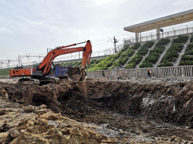 首件监理总结报告资料下载-路基U型槽悬臂式挡墙首件总结报告27p