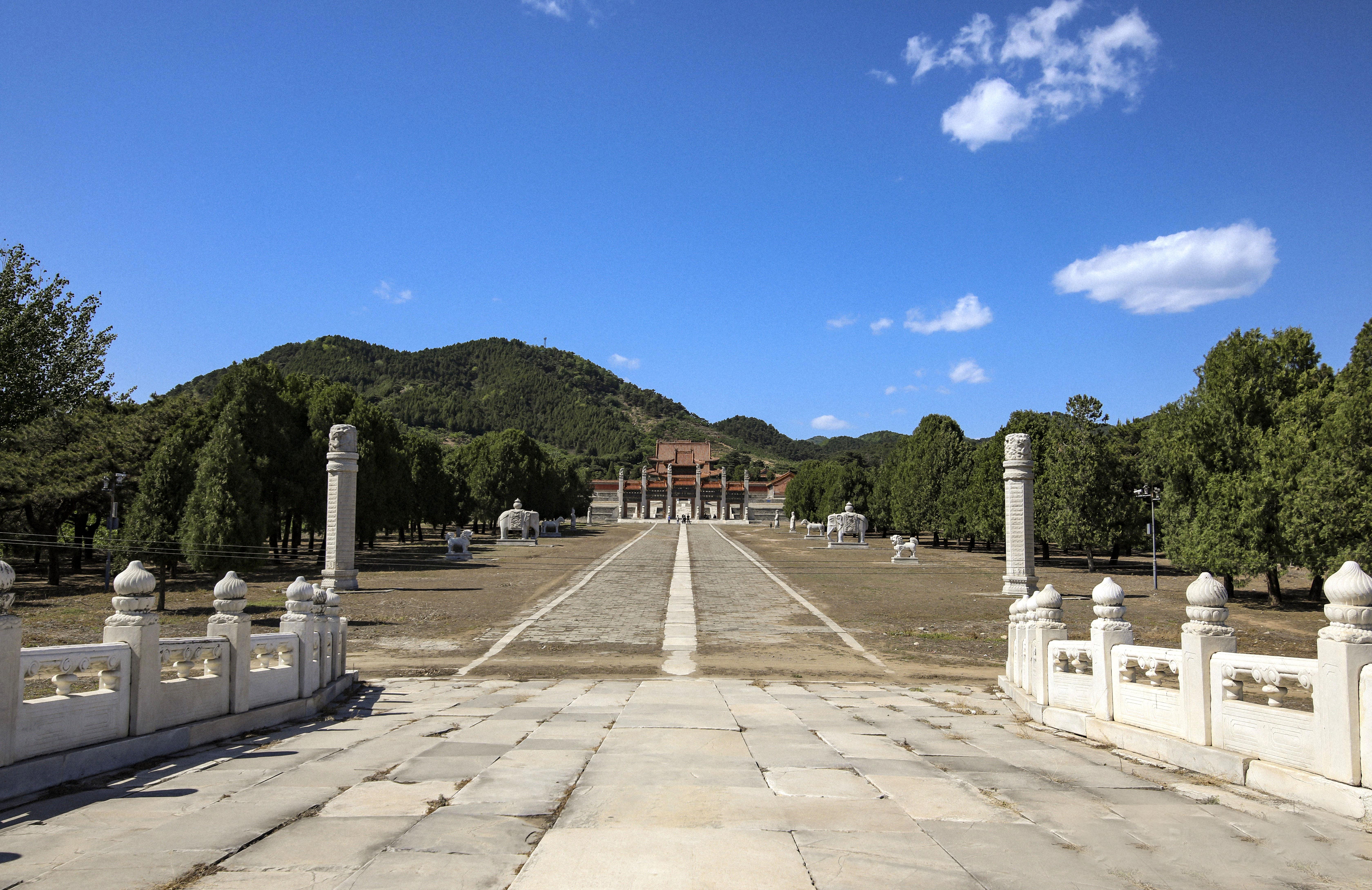 帐下起贵人,清东陵之咸丰定陵-建筑设计-建筑风水