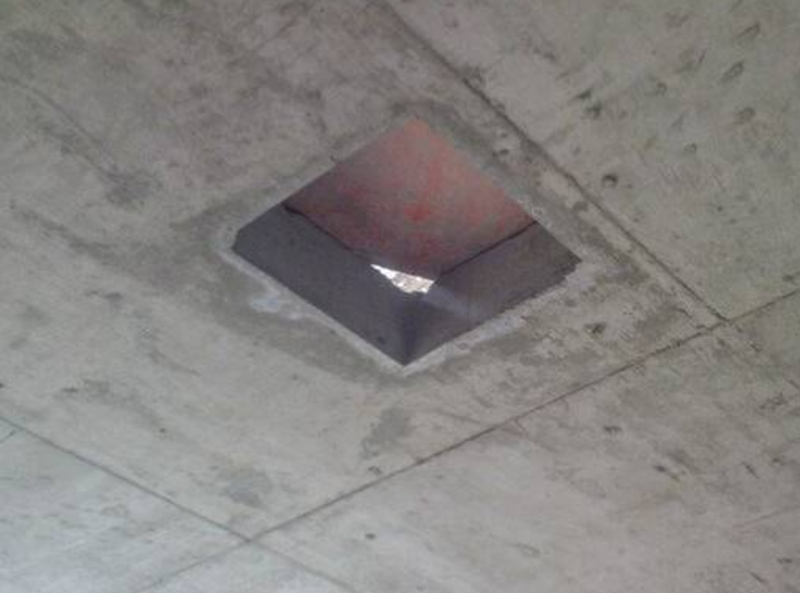 楼板防水隔热做法资料下载-楼板厚度控制标准做法