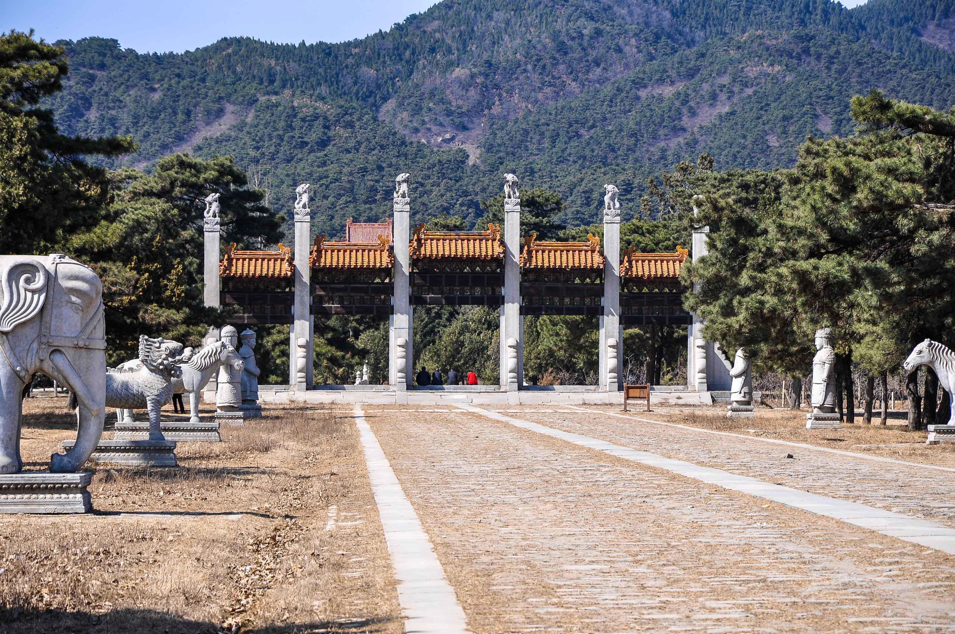 龙翔凤舞,星拱云联,清东陵之乾隆裕陵-建筑风水-筑龙建筑设计论坛