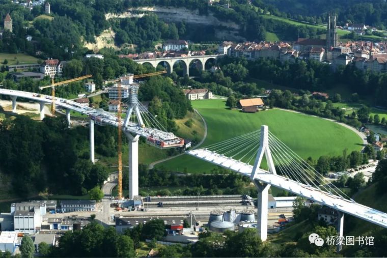 国外桥梁：瑞士弗里堡Pont de la Poy斜拉桥_16