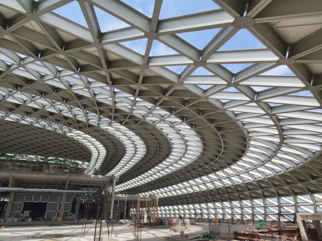 广西首个大跨铝合金网壳结构工程顺利完工-结构设计-钢结构