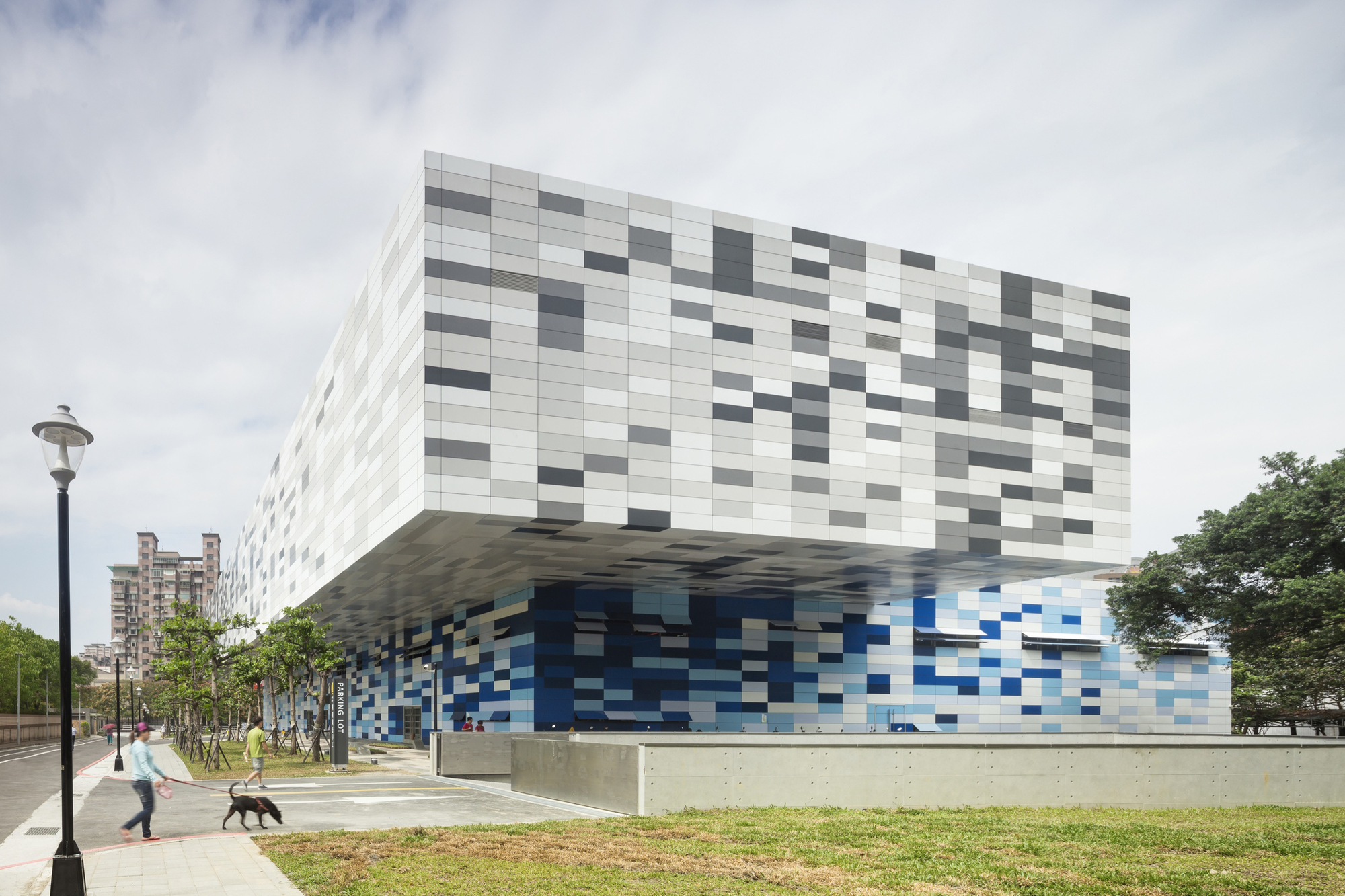 台湾土城国民运动中心外部实景图-台湾土城国民运动中心第2张图片