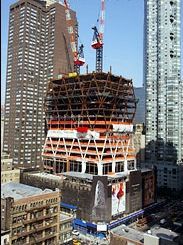 纽约新世贸中心案例资料下载-福斯特原本为世贸中心做的设计将在纽约哥伦布转盘广场建造