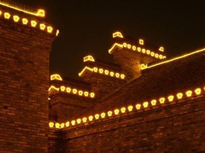 古建筑照明方案资料下载-LED轮廓灯古建筑群应用效果(组图)