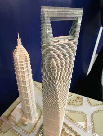 上海金茂大厦中心图纸资料下载-上海环球金融中心:世界第一高楼碰到了什么难题?