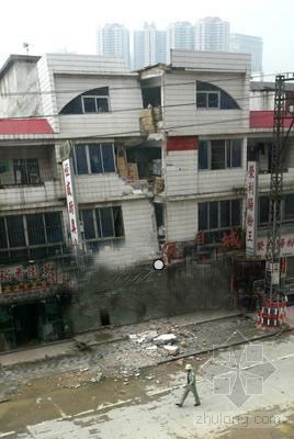 店面房子设计图资料下载-广东东莞一3层楼整体性斜塌致3人受伤